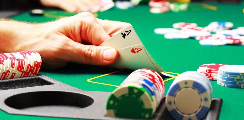 Luật chơi và cách chơi bài Poker