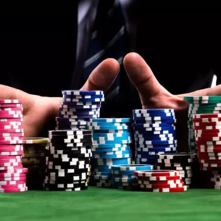 Cách chơi bài Poker và mẹo chơi đạt kết quả cao cho game thủ