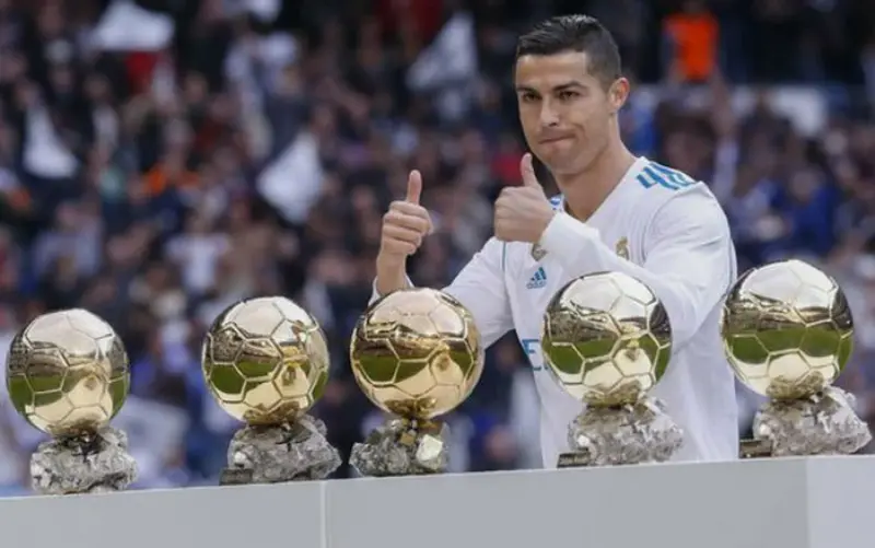 Cristiano Ronaldo có 5 lần đoạt quả bóng vàng